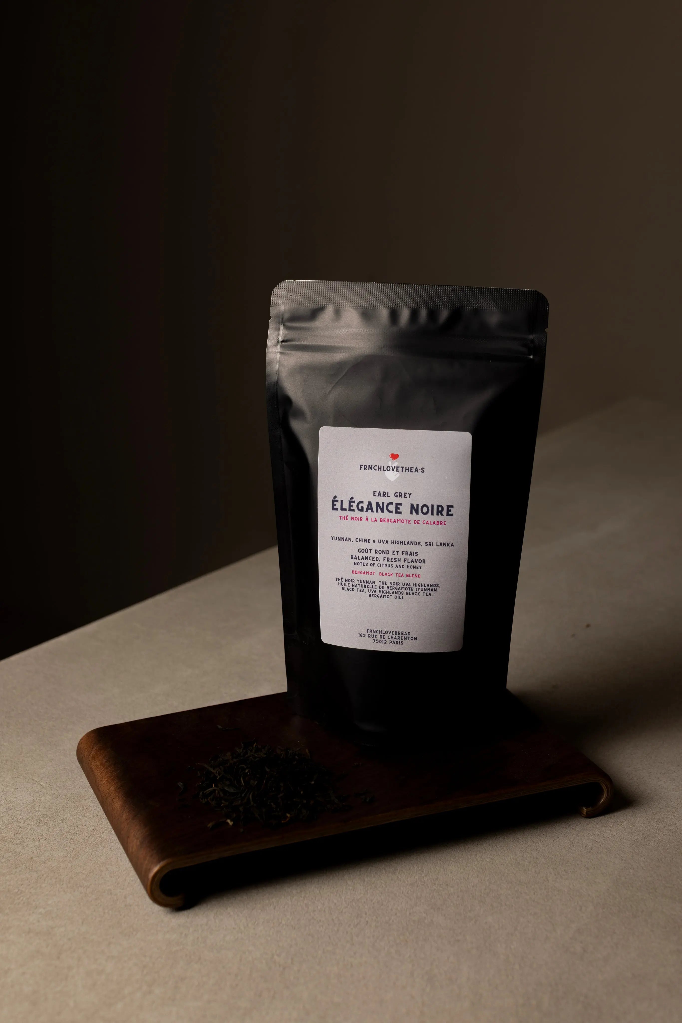 Thé Noir Élégance Noire – Earl Grey à la Bergamote de Calabre Frnchlovebread