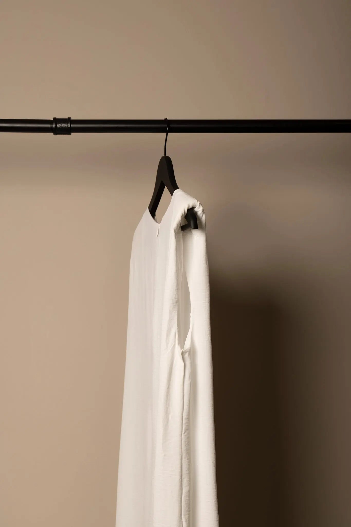 Robe longue minimaliste Frnchlovebread