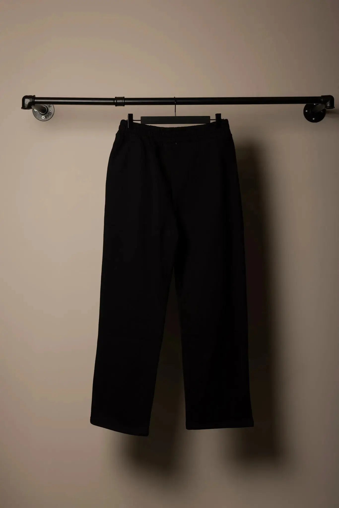 Jogging Signature Relax Fit Frnchlovebread