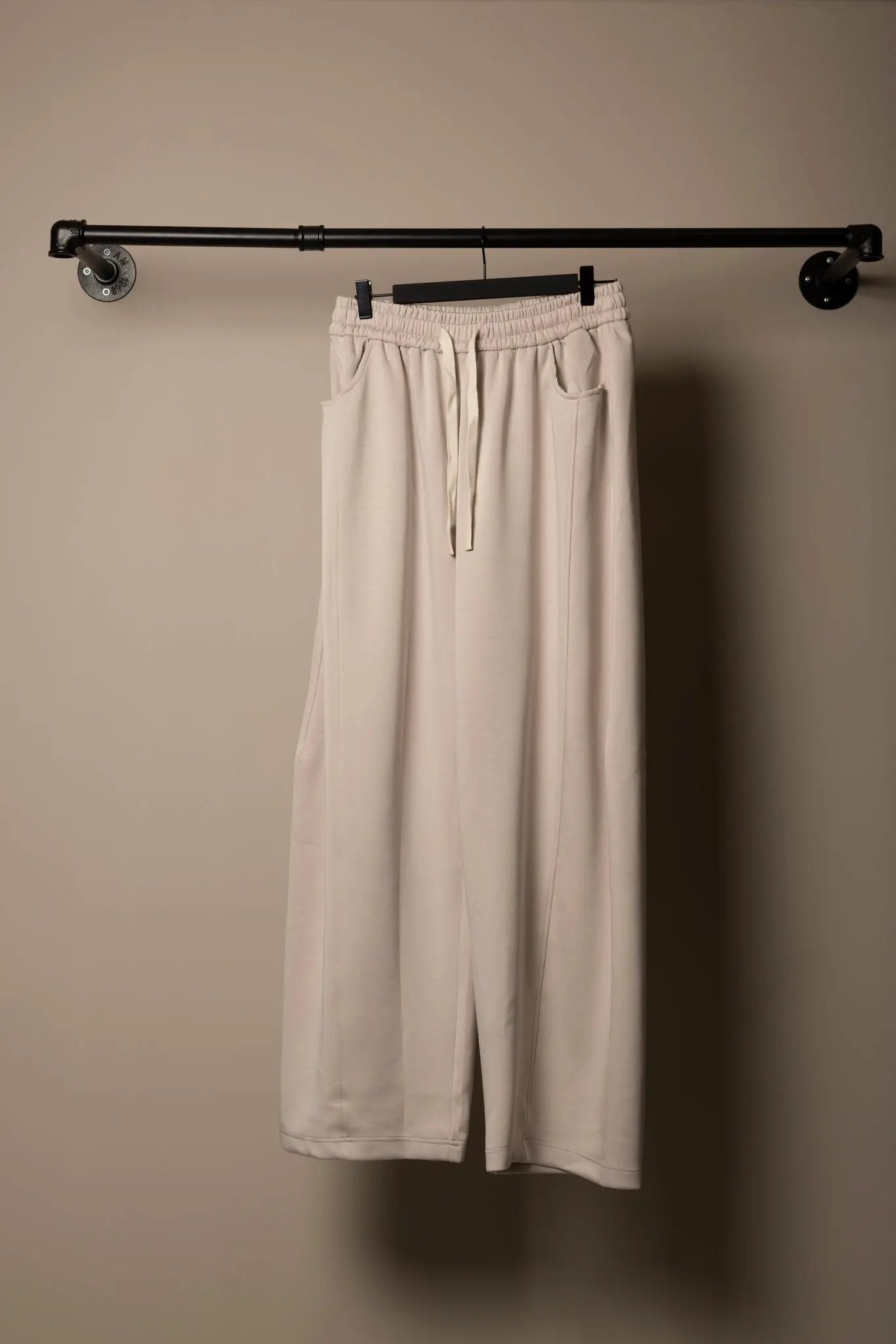 Pantalon Relax Fit Écru Frnchlovebread