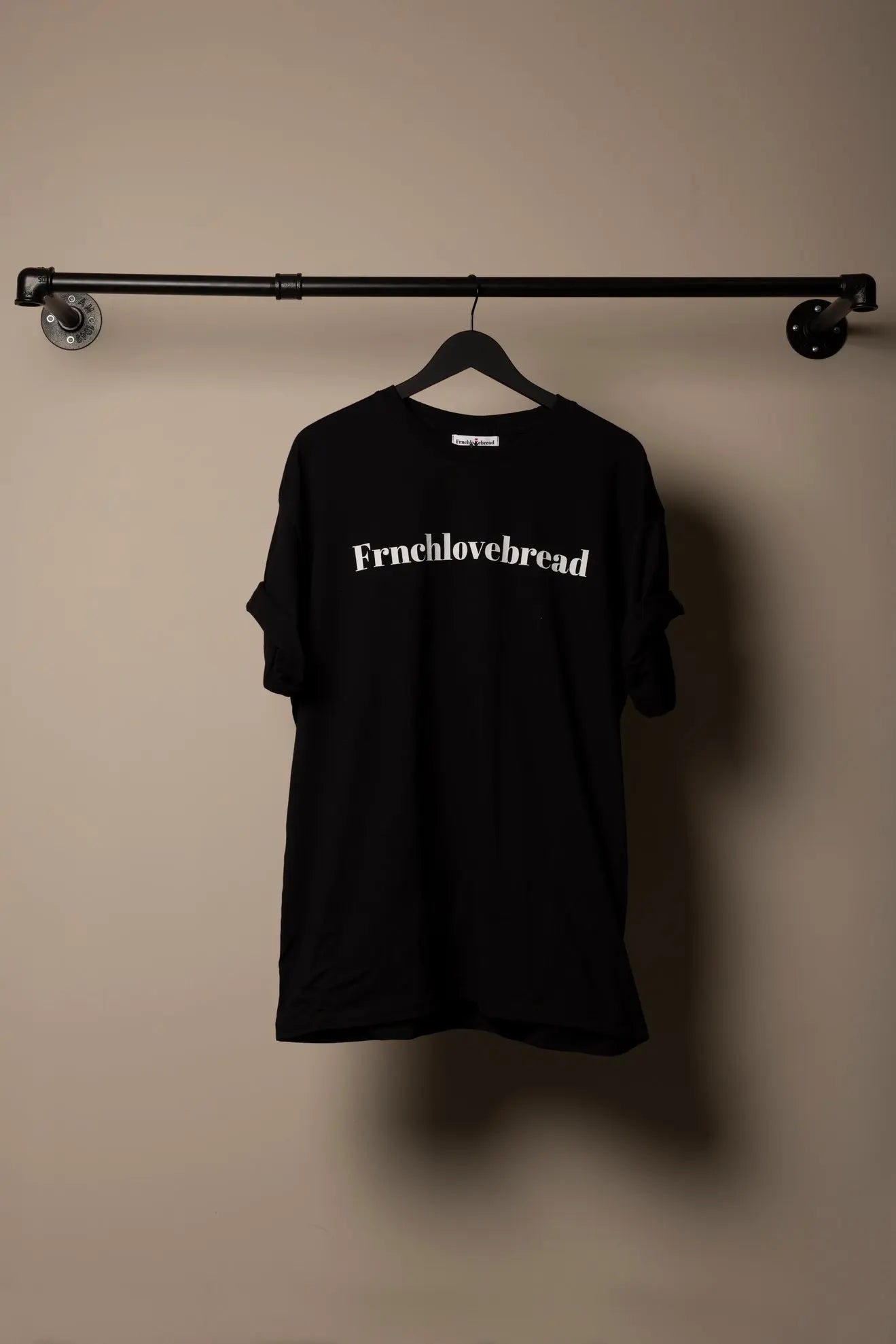 T-shirt unisexe Frnchlovebread Frnchlovebread