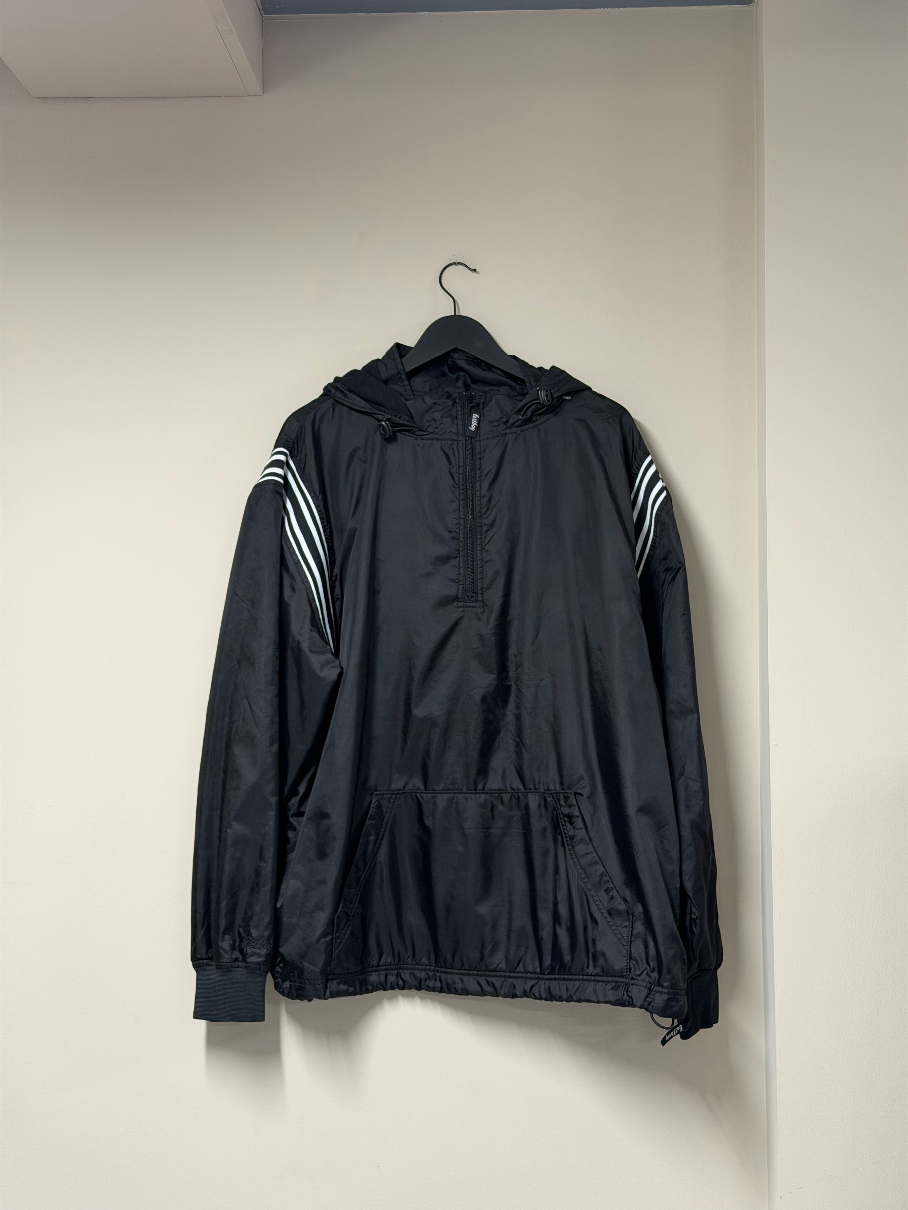 Anorak Vintage Noir — Coupe vent Demi-Zip & Bandes Sport 90s Frnchlovebread